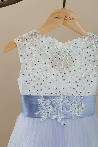 Elegant White and Lavender Sleeveless Lace Formal Dress with Satin Bow