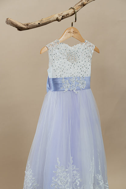 Elegant White and Lavender Sleeveless Lace Formal Dress with Satin Bow