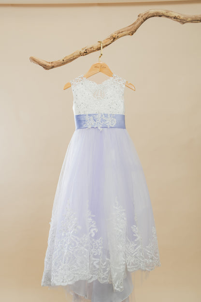 Elegant White and Lavender Sleeveless Lace Formal Dress with Satin Bow