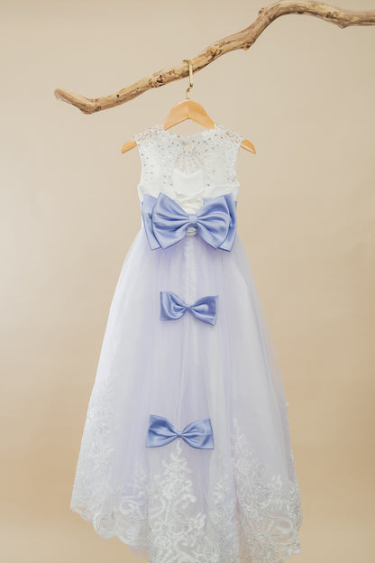Elegant White and Lavender Sleeveless Lace Formal Dress with Satin Bow